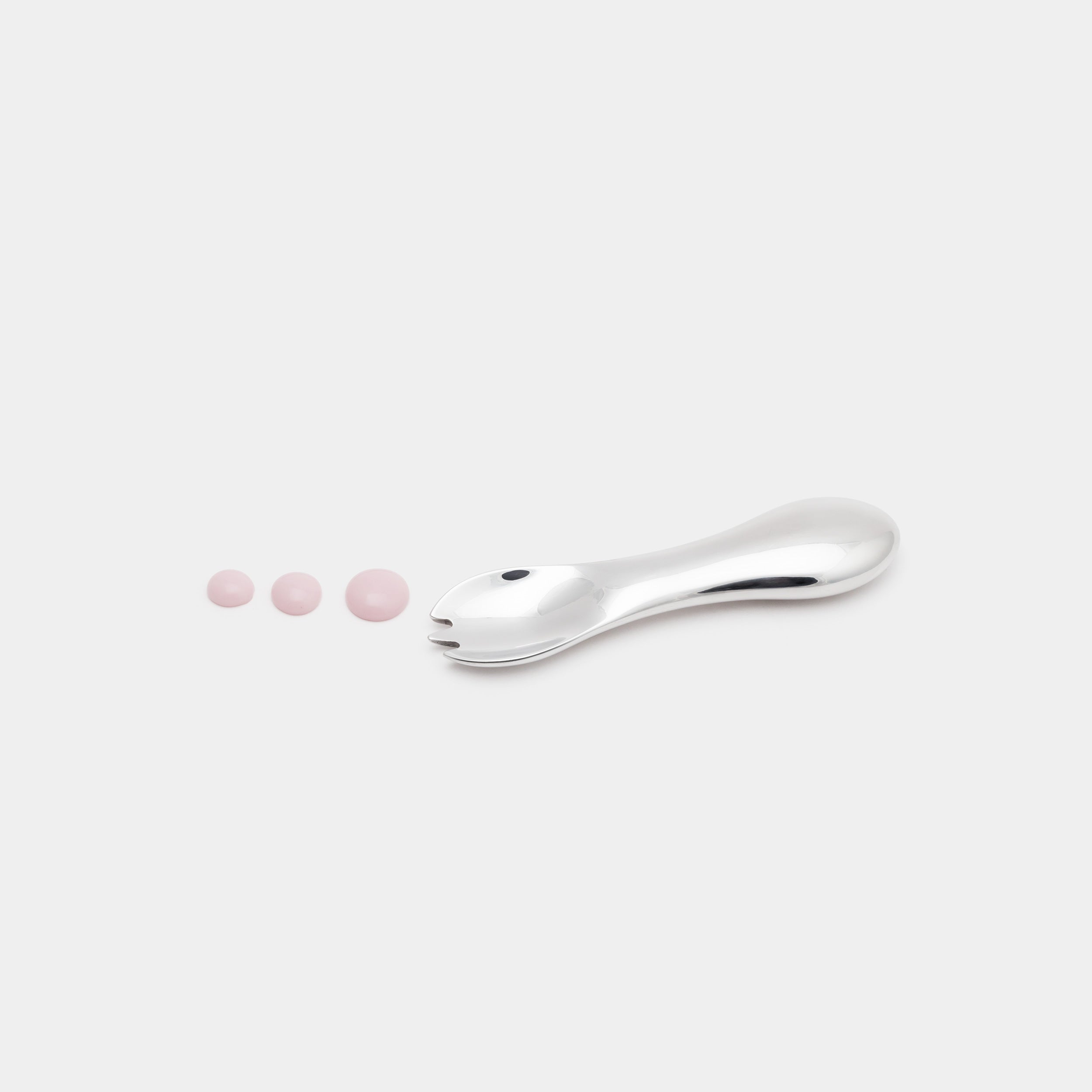 15.0 % Ice Cream Spoon With Strawberry Ice Cream