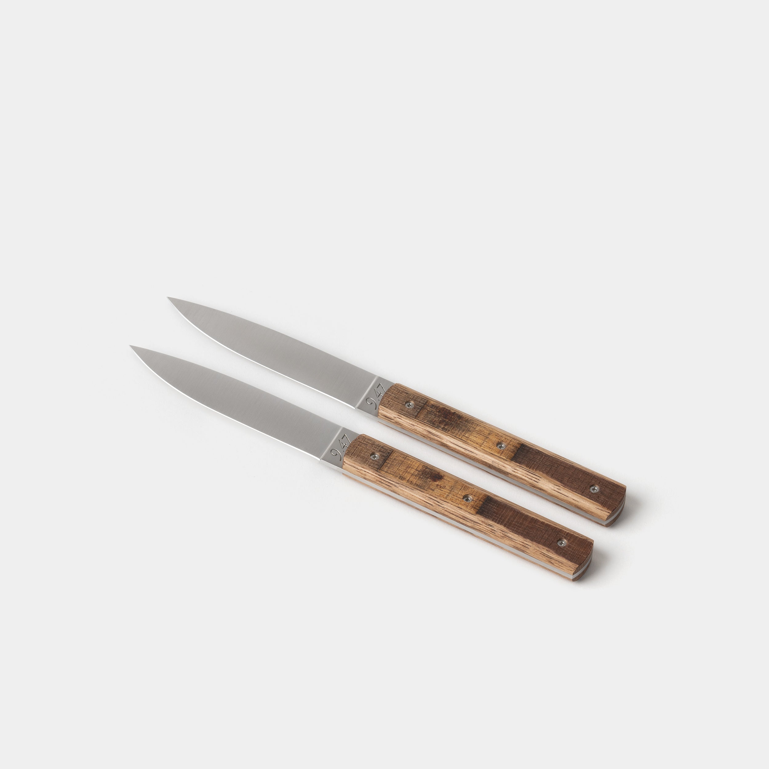 Perceval 9.47 Table Knife Wine Barrel