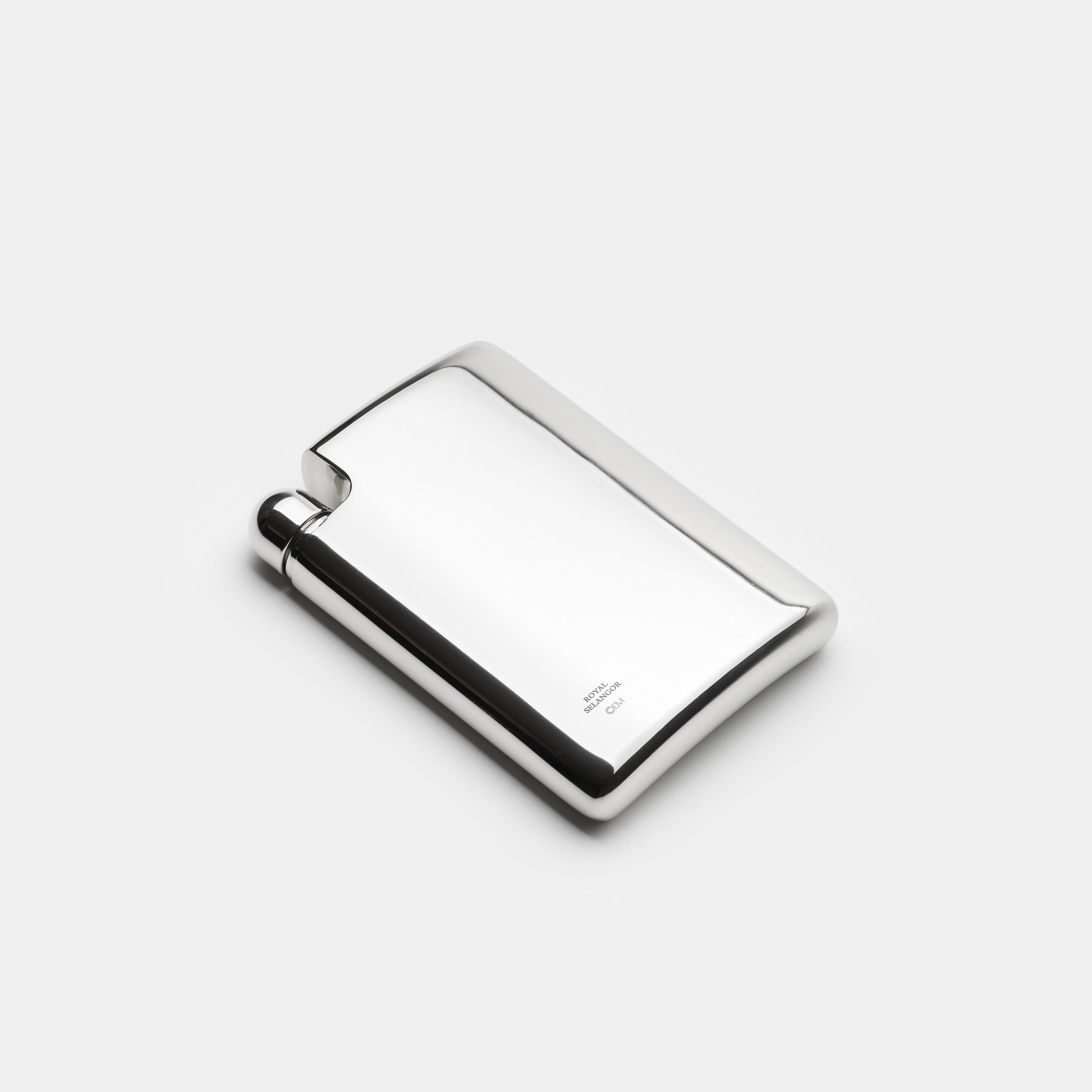 Erik Magnussen Hip Flask Angle