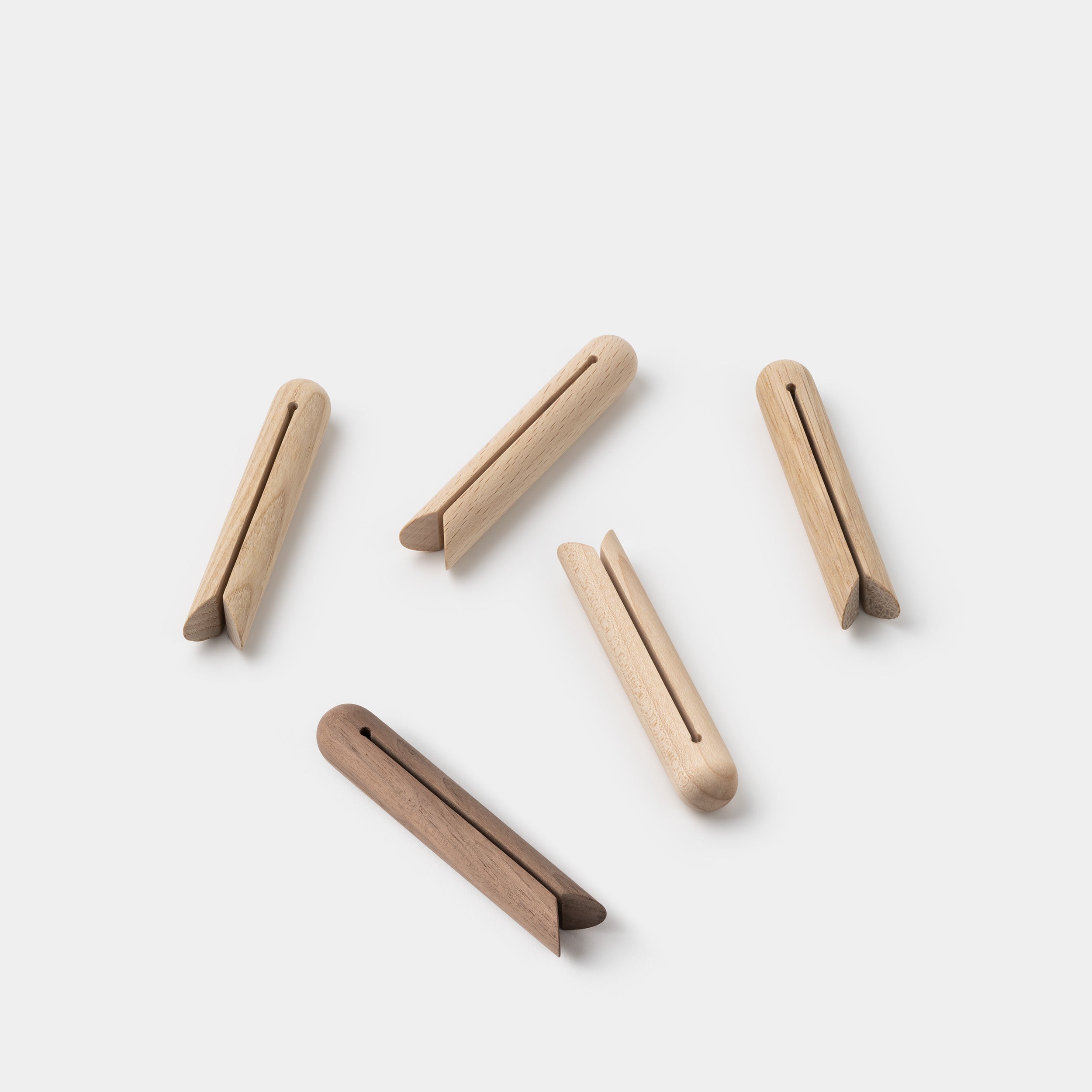 FullSwing Wood Clothespins – Assorted