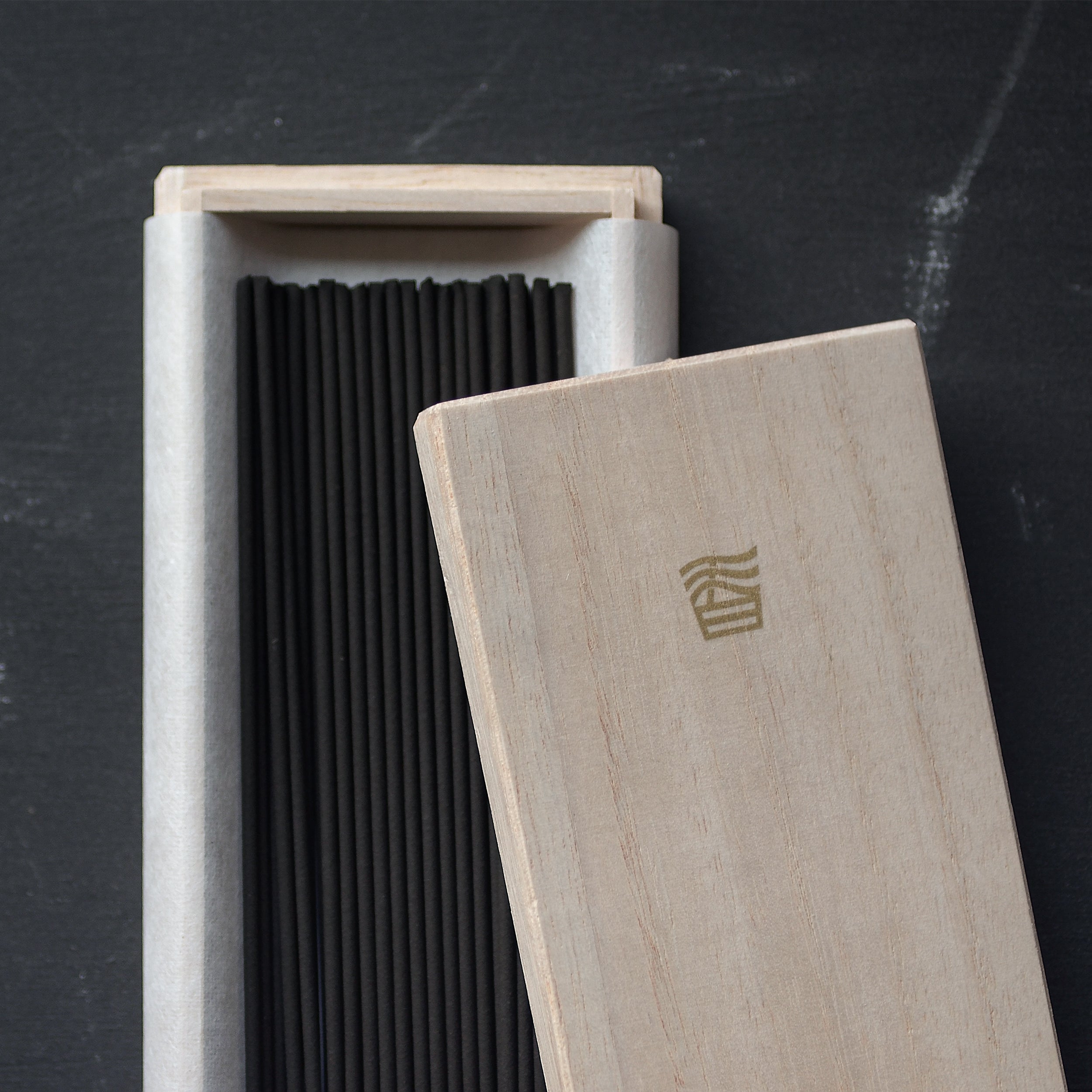 Asa Incense with deluxe paulownia box open detail