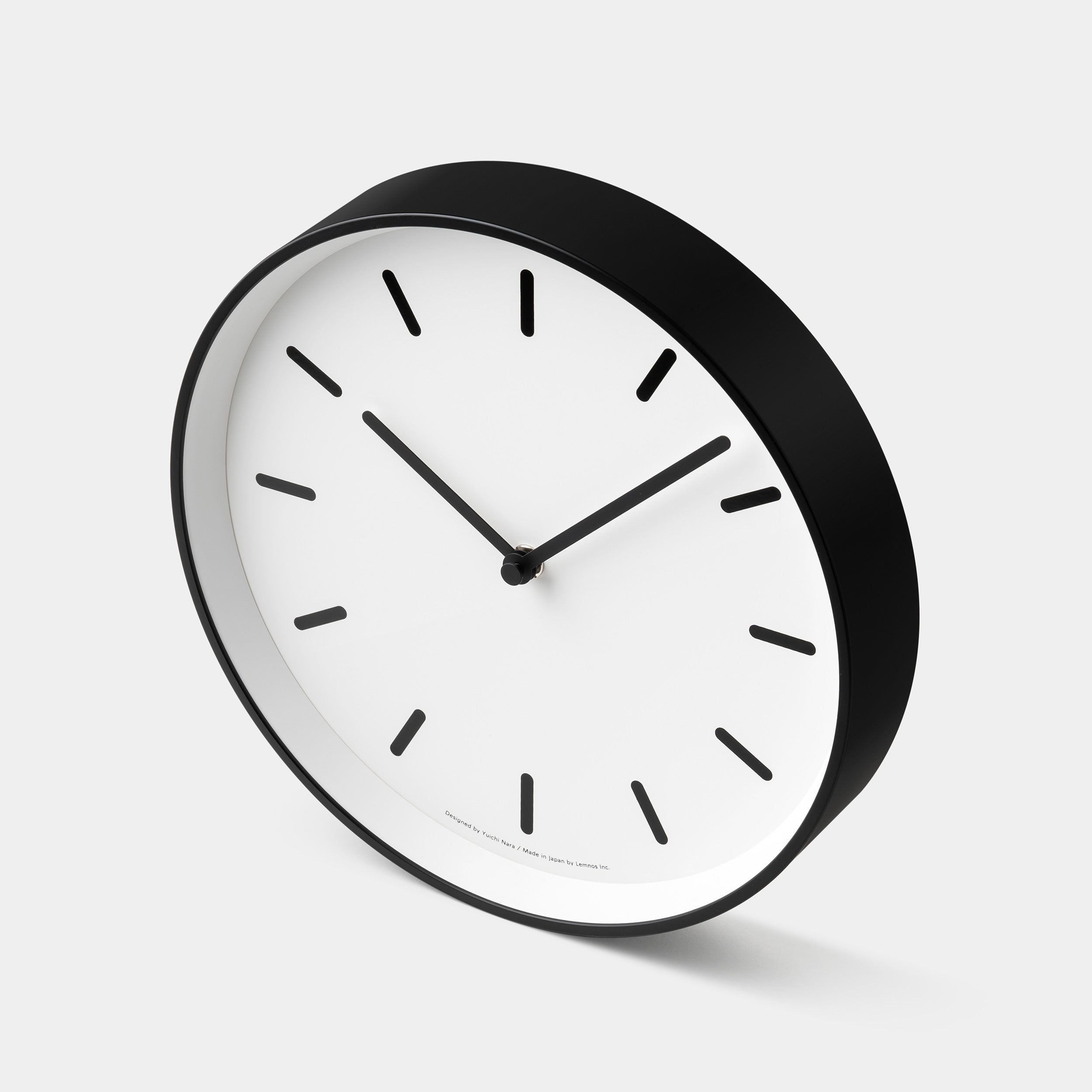 Mono Clock – White angle